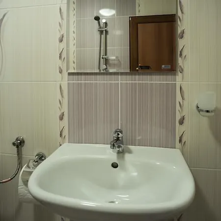 Georgievi Gasthuis 3*