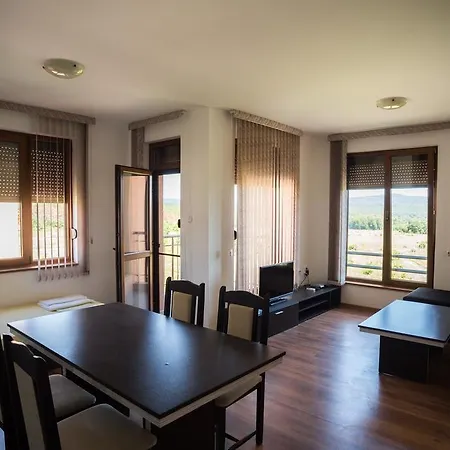 Georgievi プリモルスコ